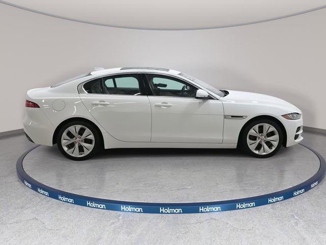 Used 2020 Jaguar XE S image 5