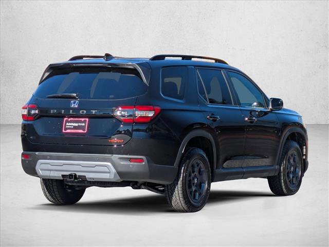 New 2025 Honda Pilot TrailSport image 2