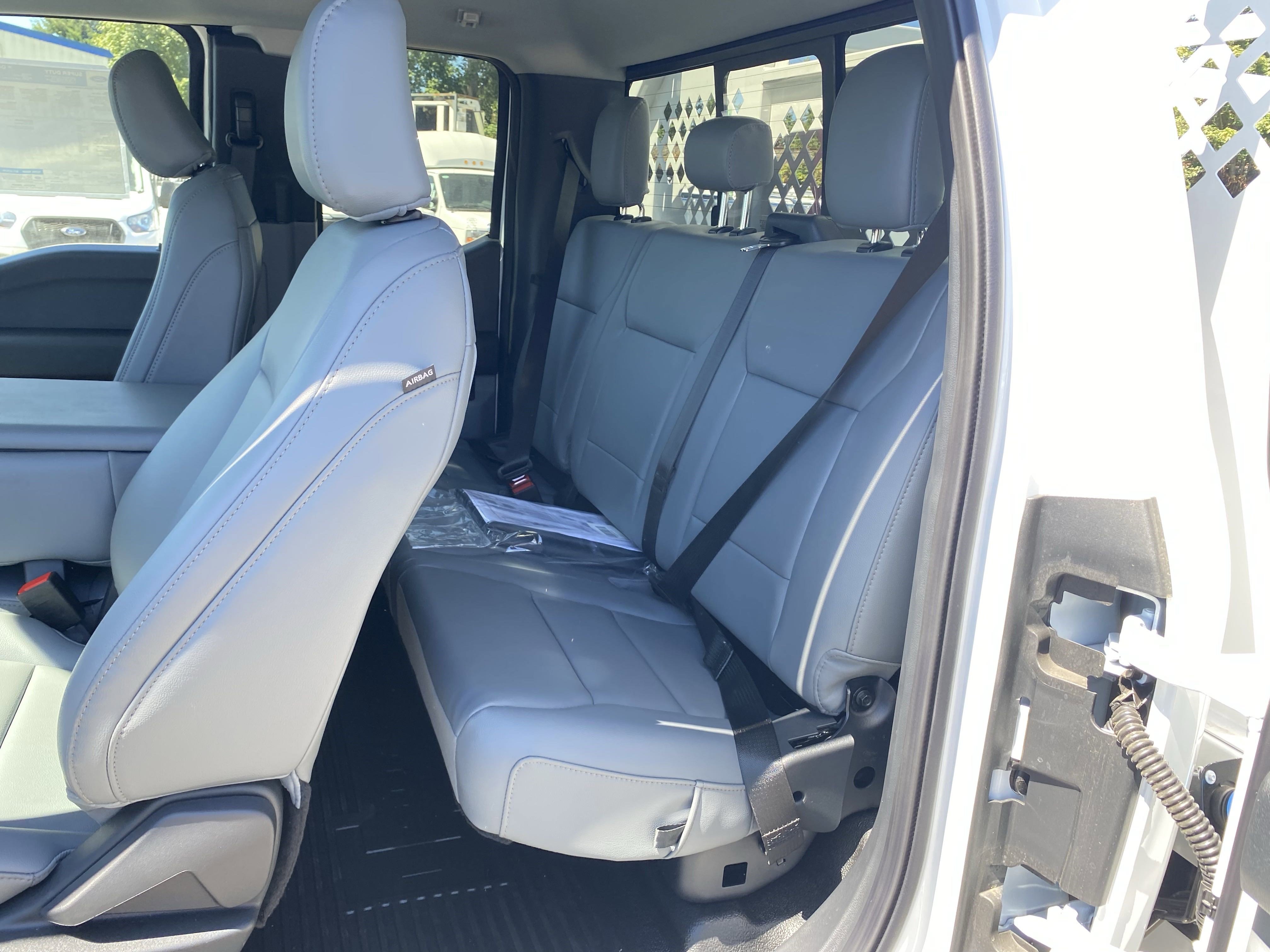 New 2025 Ford F350 XL w/ XL Chrome Package image 15