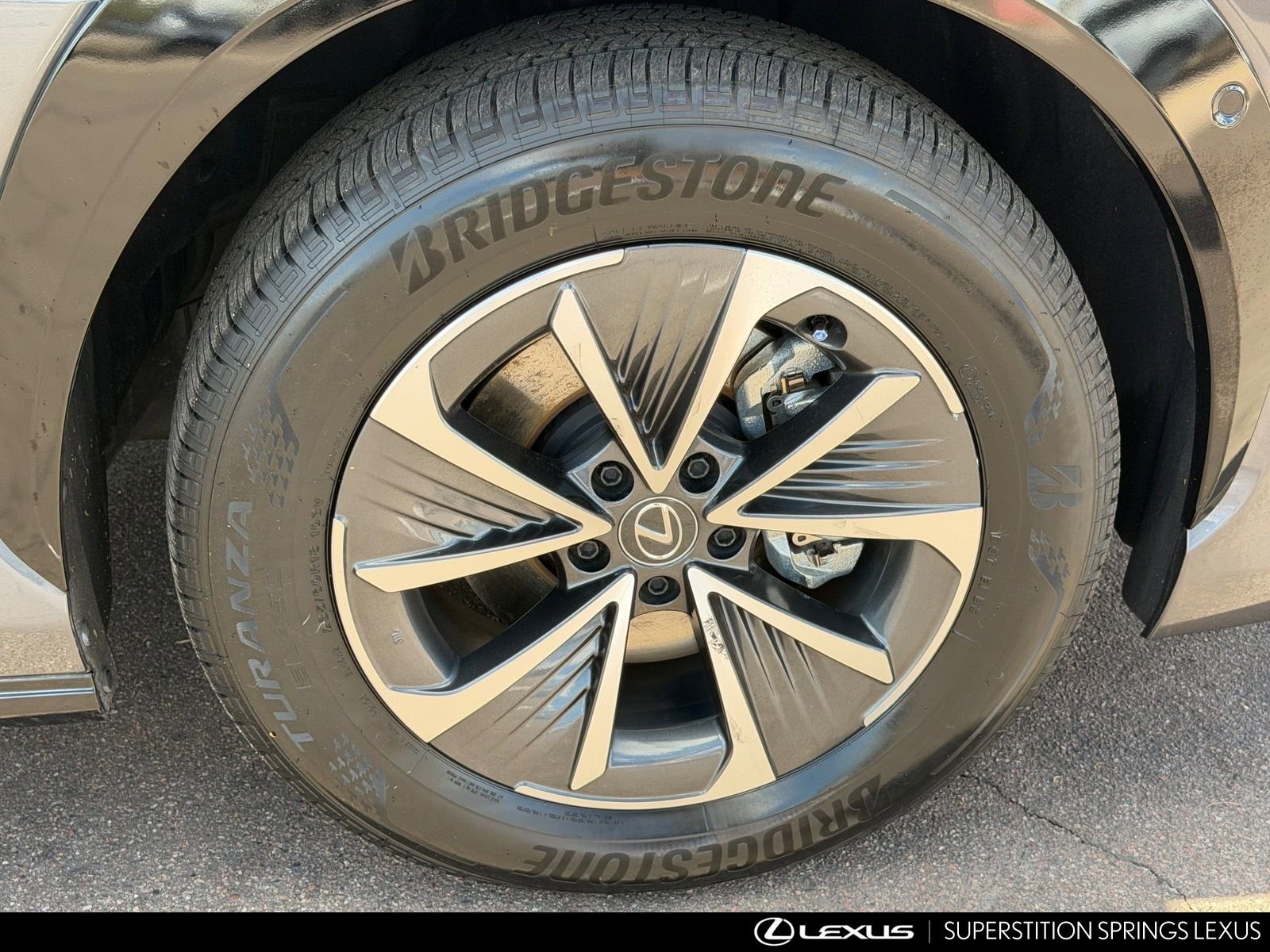 Used 2023 Lexus RZ 450e Premium w/ Technology Package image 11