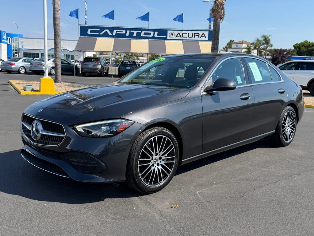 Used 2023 Mercedes-Benz C 300 Sedan image 3