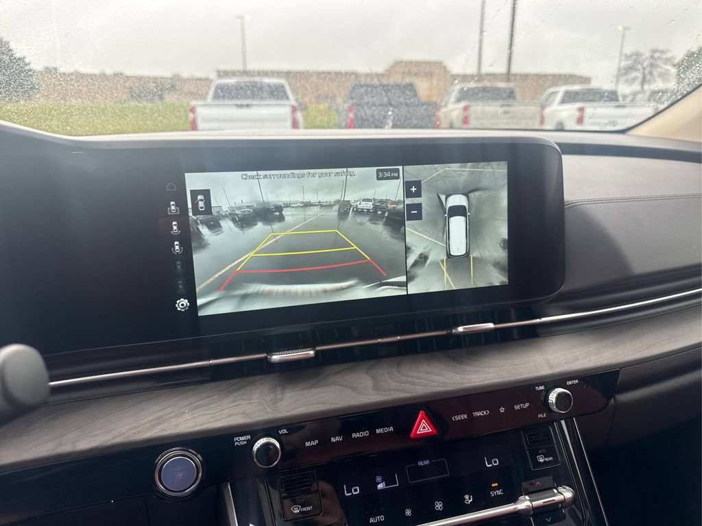 Used 2024 Kia Carnival SX FWD image 39