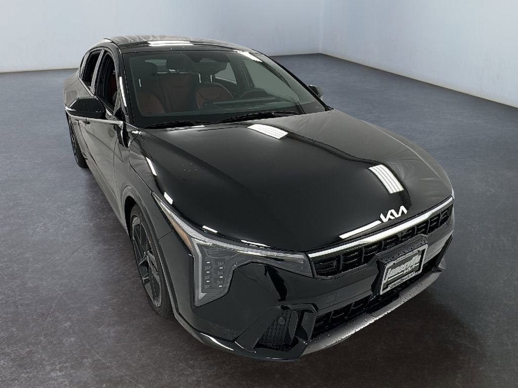 New 2025 Kia K4 GT-Line Turbo