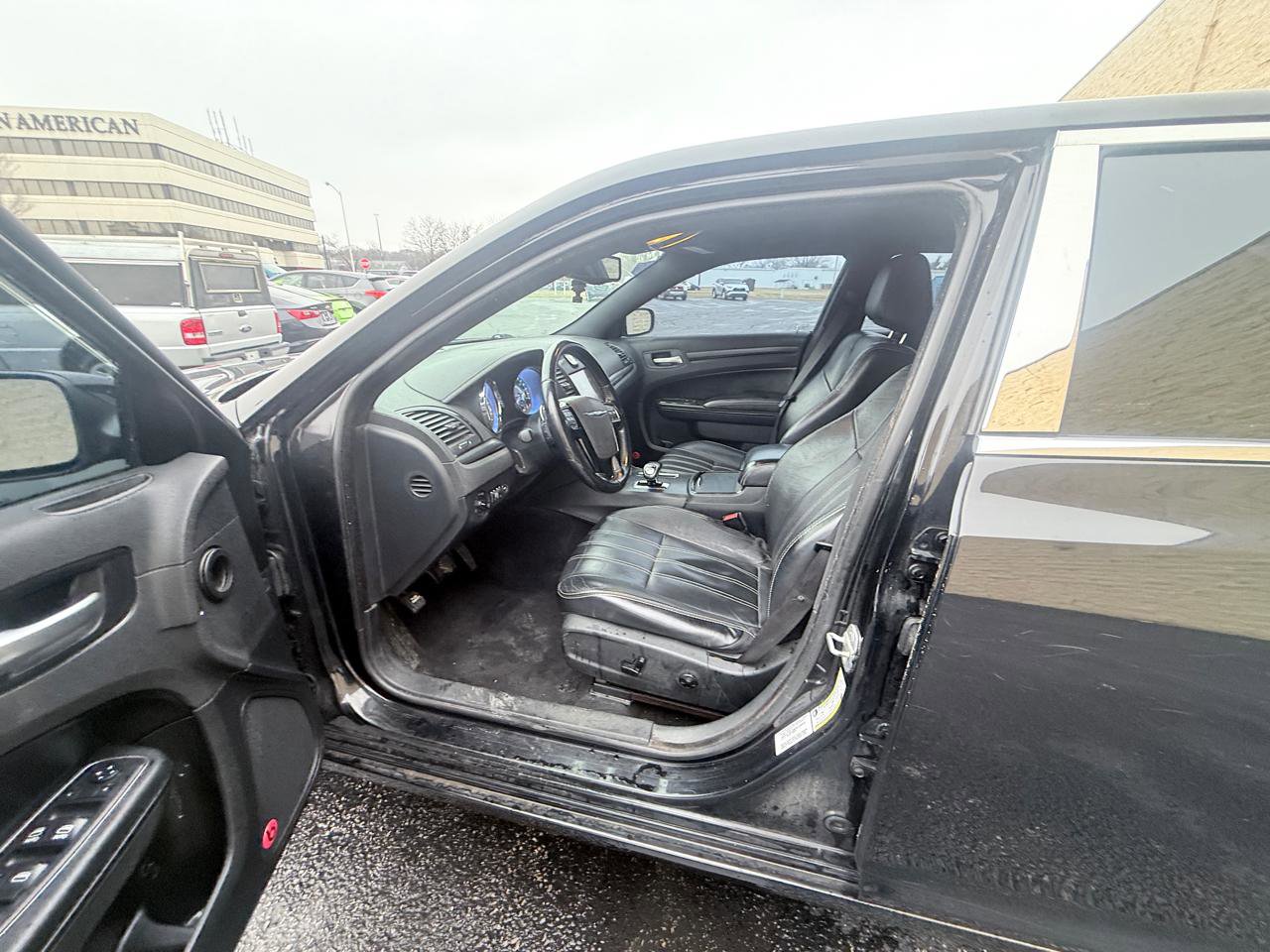 Used 2013 Chrysler 300 S image 9