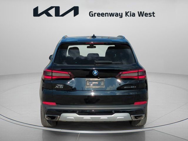 Used 2023 BMW X5 xDrive45e image 7