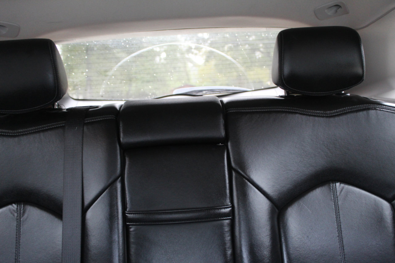 Used 2013 Cadillac SRX FWD image 16