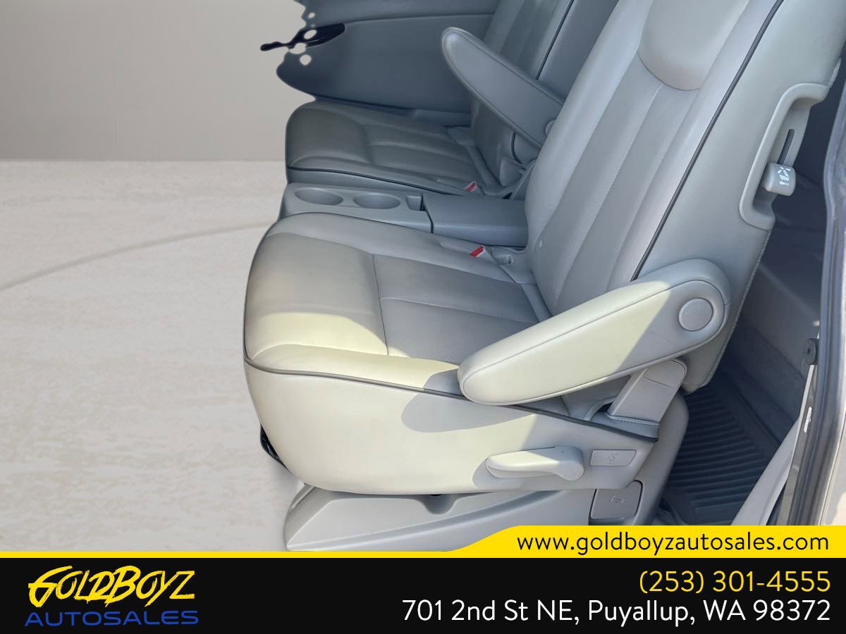 Used 2011 Nissan Quest LE image 24