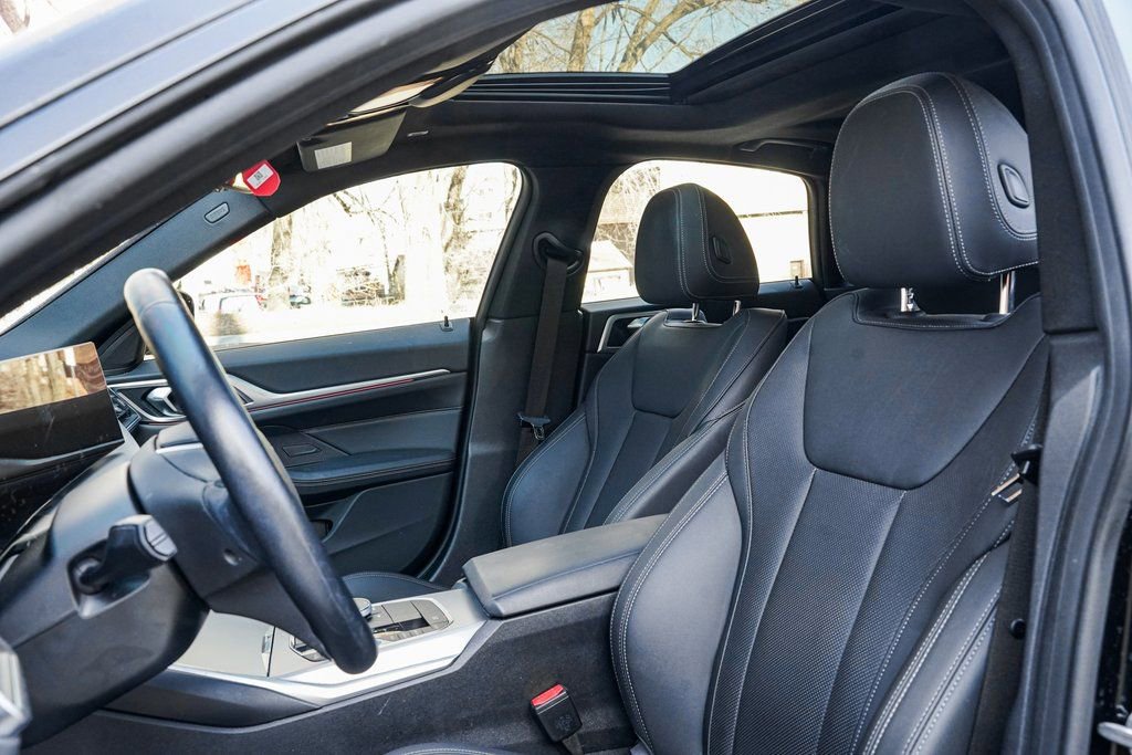 Used 2023 BMW i4 eDrive35 w/ Premium Package image 15