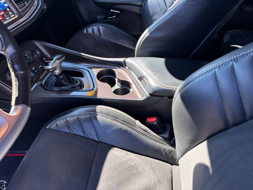 Used 2022 Dodge Challenger SRT Hellcat RWD image 17