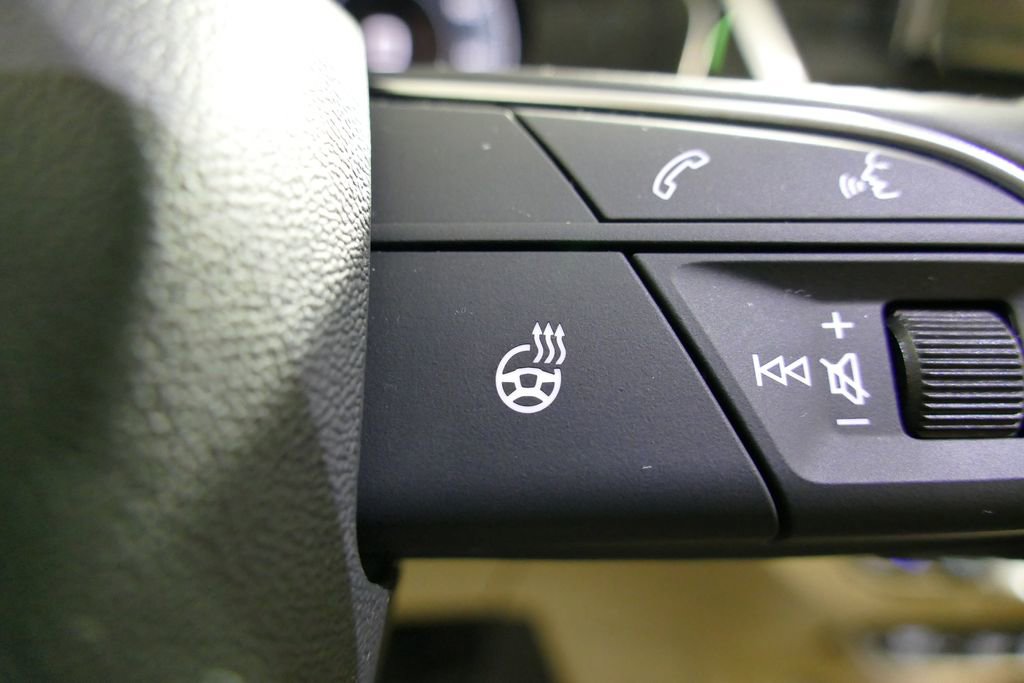 Certified 2023 Audi Q5 2.0T Premium Plus w/ Premium Plus Package AWD/4WD image 17