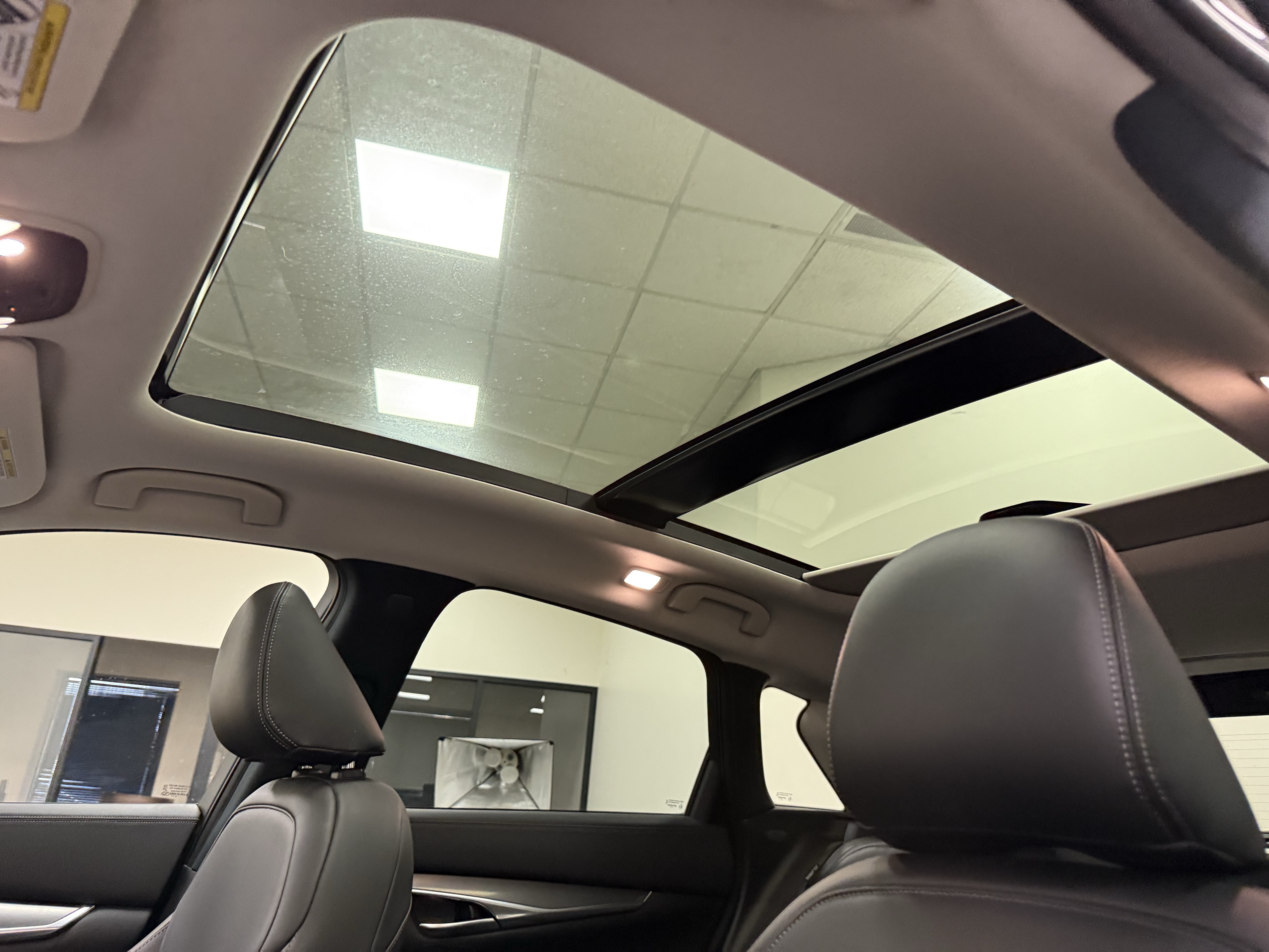 Certified 2024 INFINITI QX50 Luxe FWD image 14