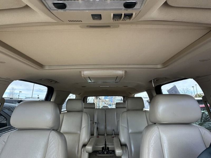 Used 2011 GMC Yukon XL Denali image 21