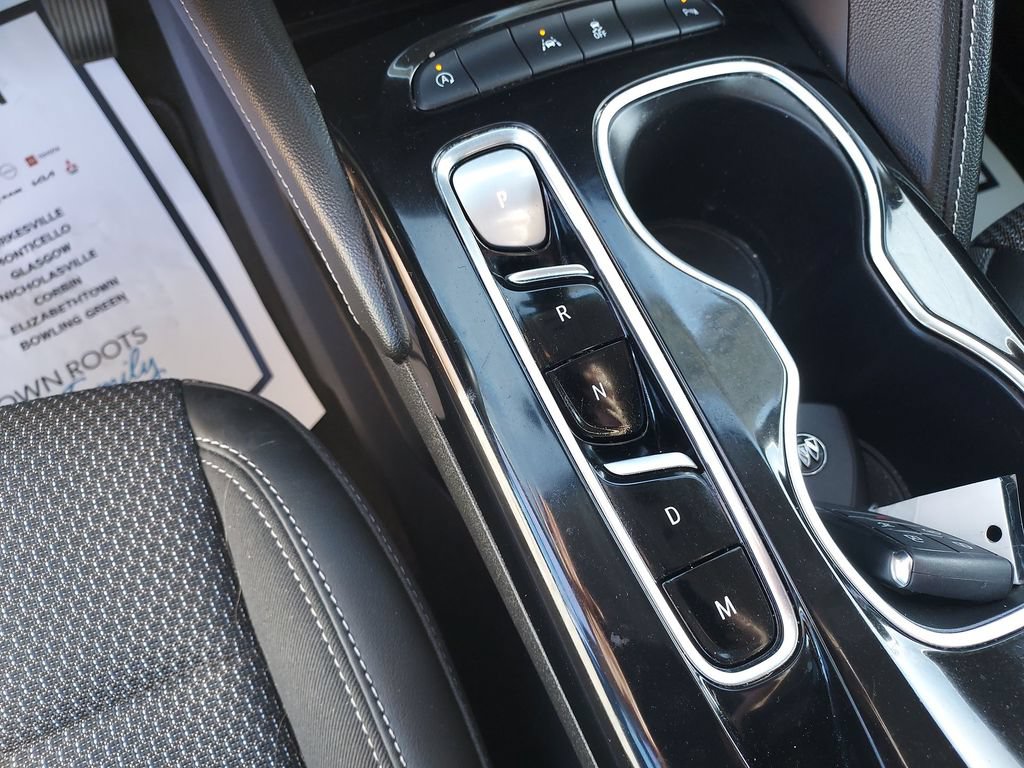 Used 2022 Buick Envision Preferred FWD image 25
