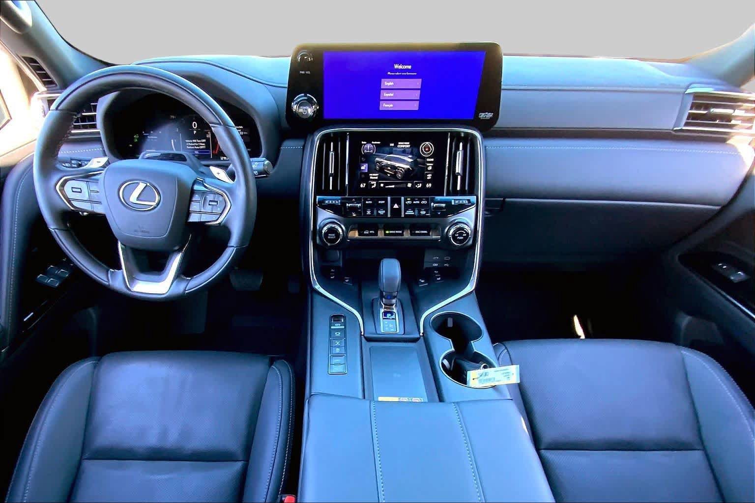 Used 2026 Lexus LX 700h Luxury w/ Accessory Package (Z1) AWD/4WD image 16