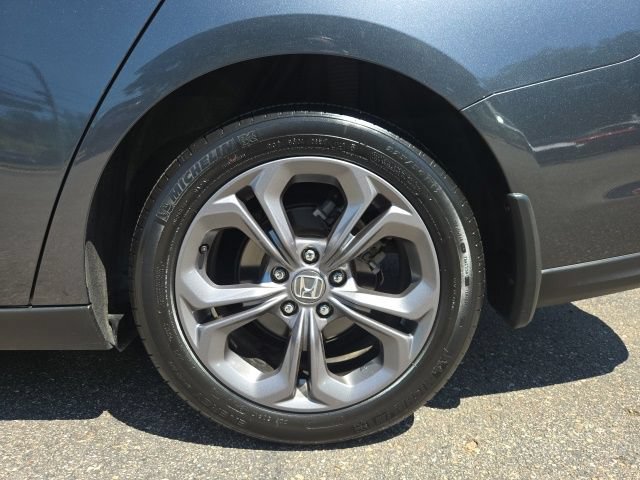 Used 2023 Honda Accord EX image 6