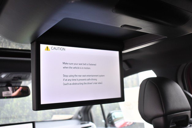New 2026 Toyota Sienna XSE AWD/4WD image 14