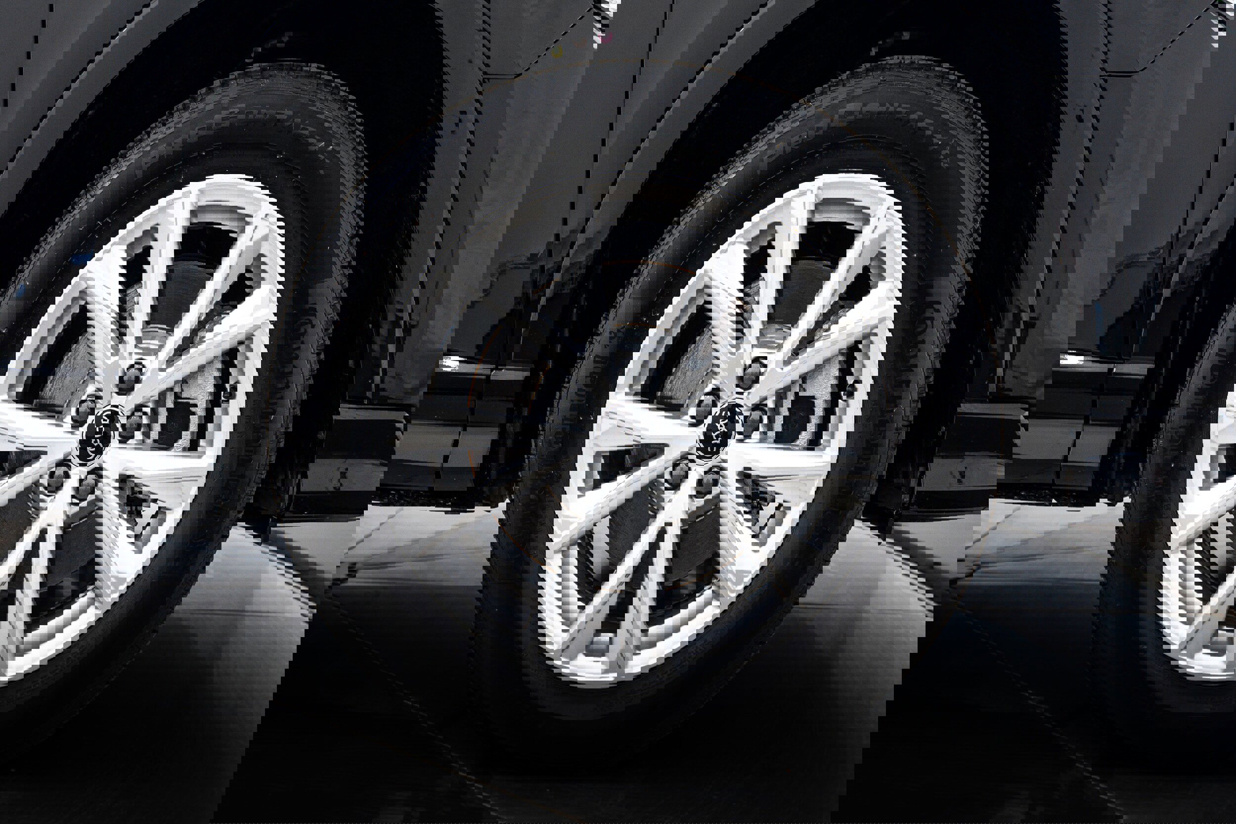 Certified 2025 Audi Q3 2.0T Premium Plus w/ Premium Plus Package image 22