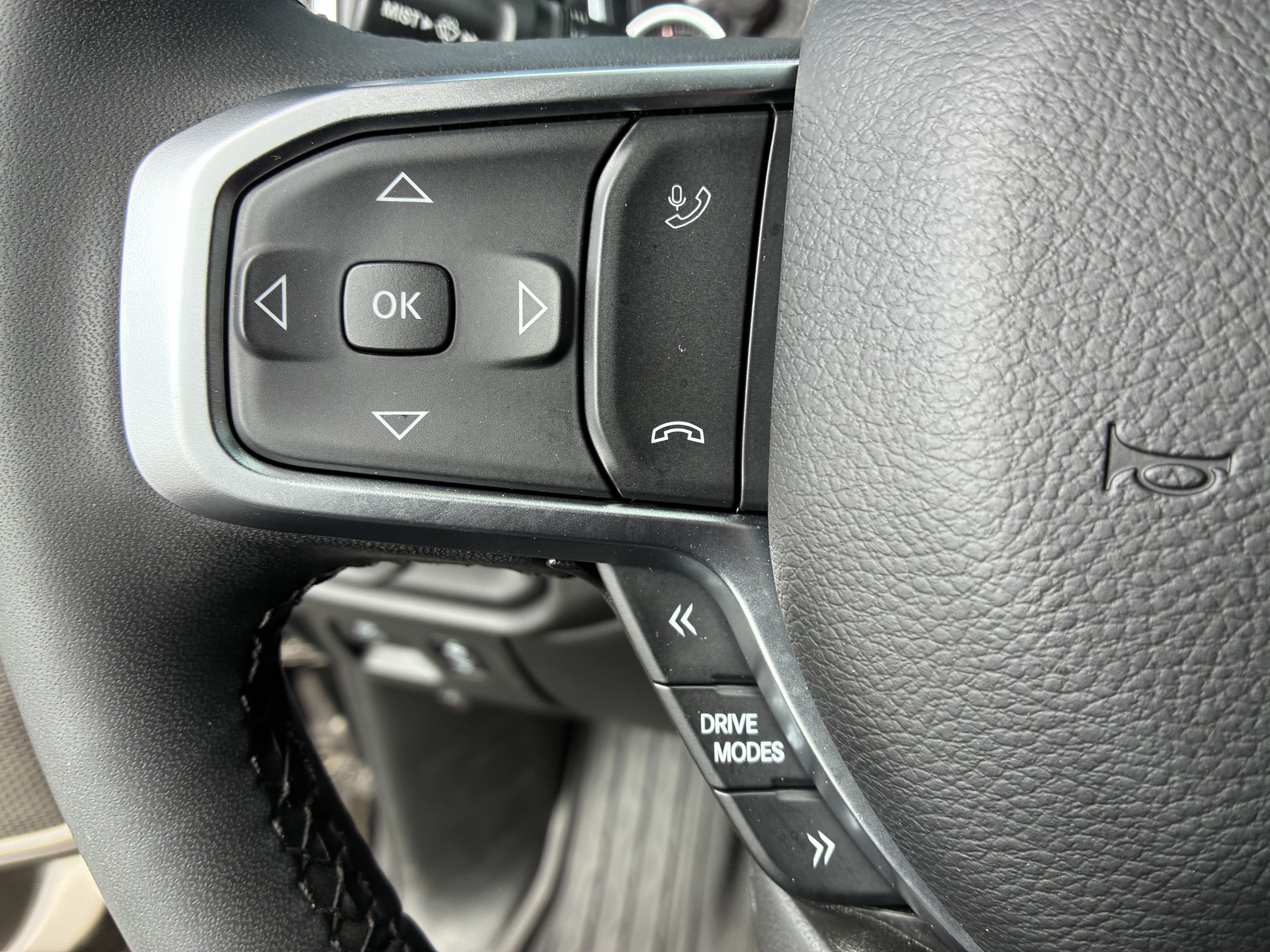 Used 2025 RAM 1500 Big Horn AWD/4WD image 31
