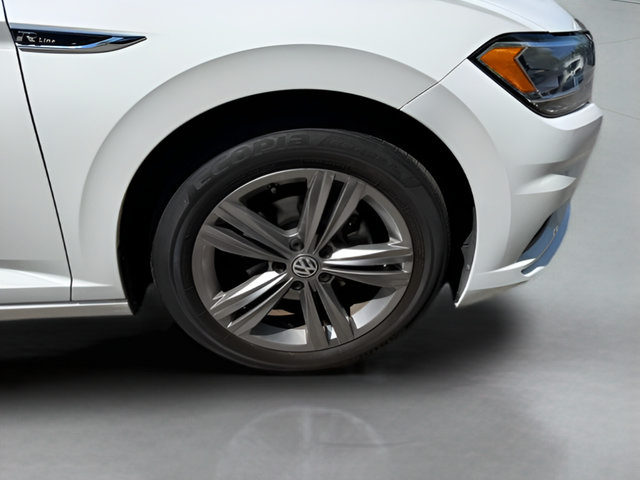 Used 2021 Volkswagen Jetta R-Line w/ R-Line Cold Weather Package FWD image 29
