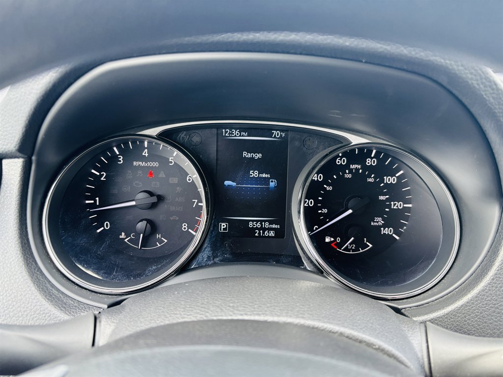 Used 2015 Nissan Rogue S image 6