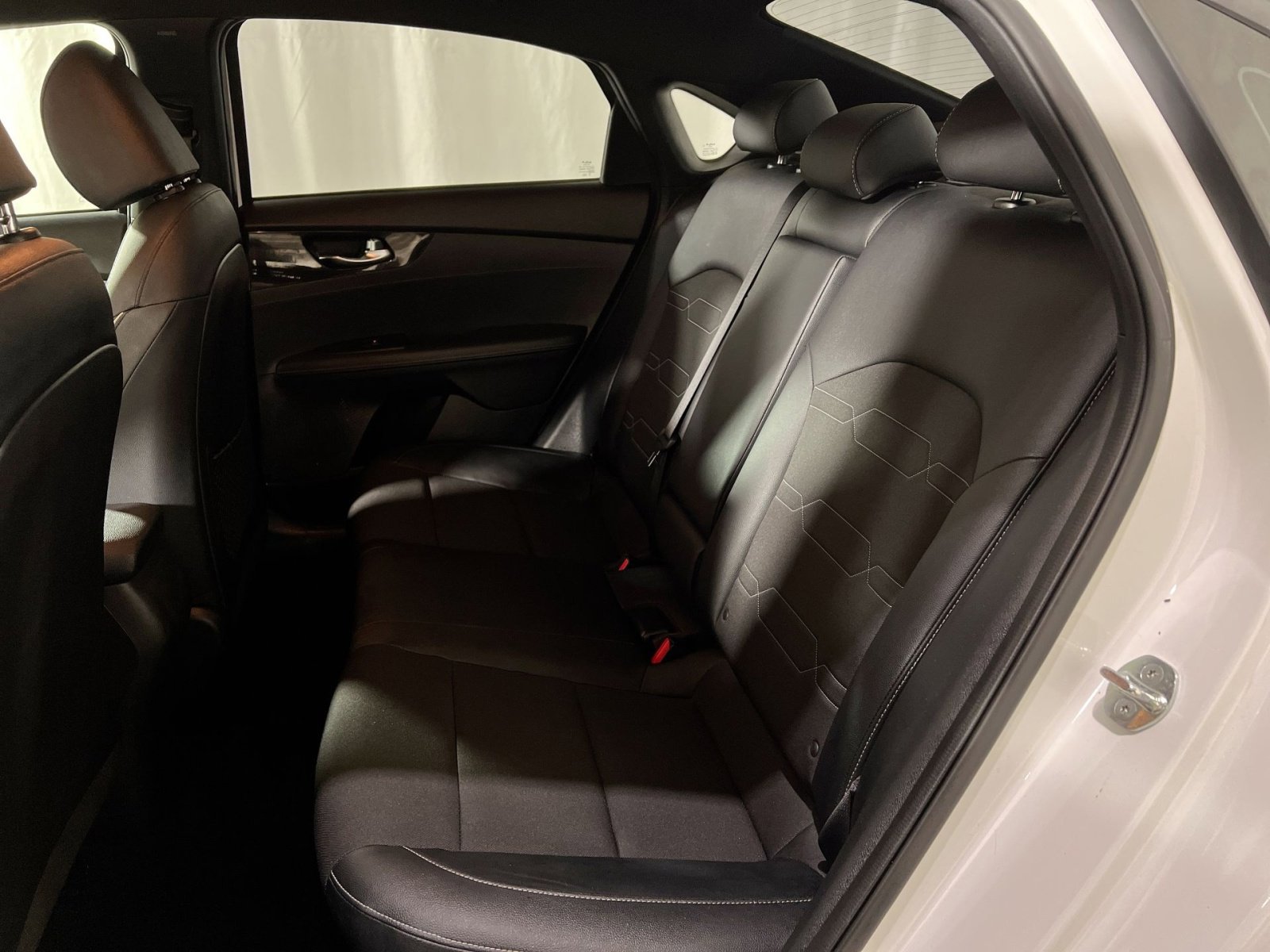 Used 2023 Kia Forte GT-Line image 24