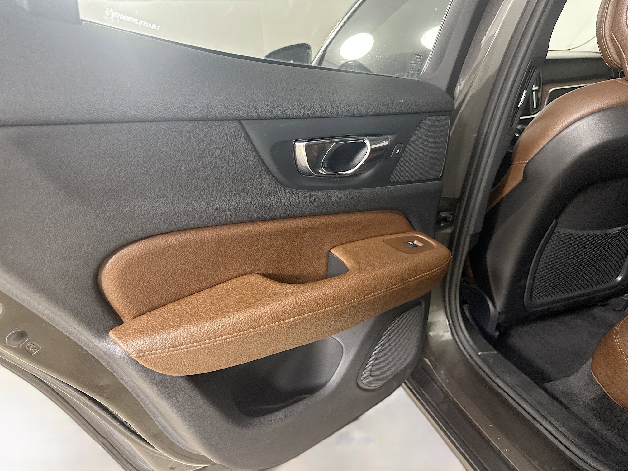 Used 2019 Volvo S60 T6 Inscription AWD/4WD image 30