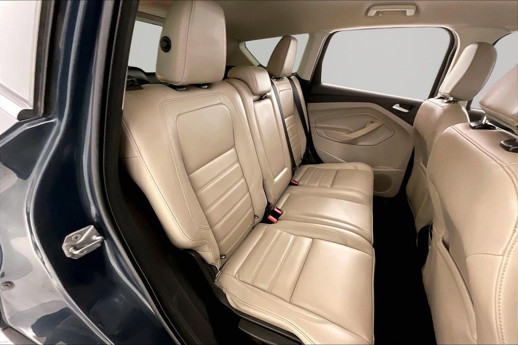 Used 2019 Ford Escape SEL image 21