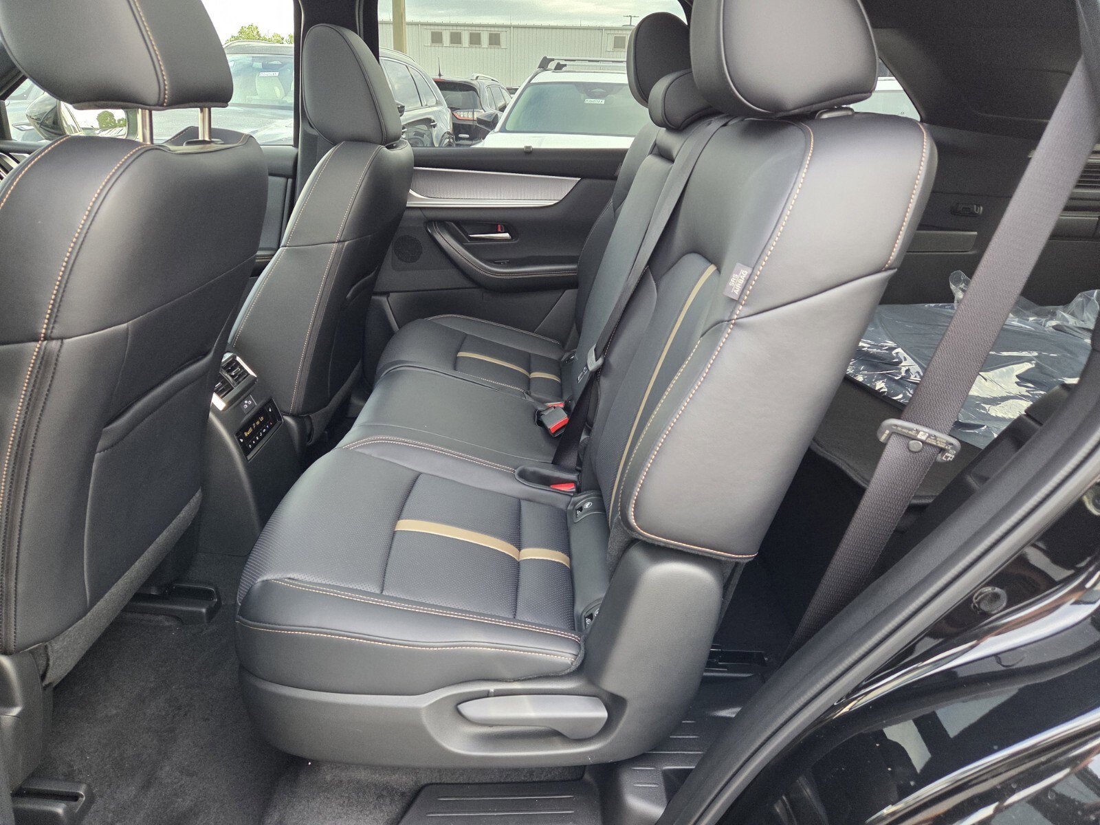 New 2026 MAZDA CX-70 3.3 Turbo w/ Premium Plus Pkg AWD/4WD image 6