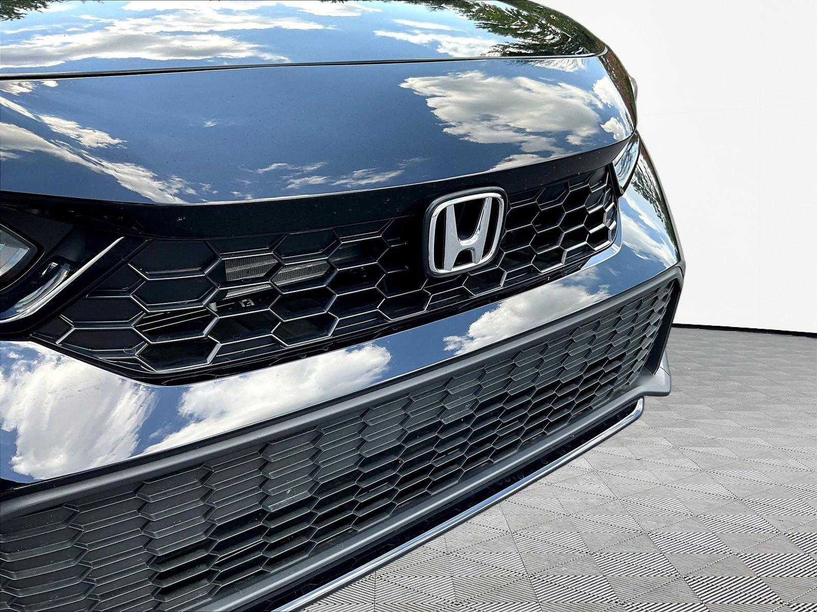 Certified 2026 Honda Civic FWD Hybrid Sedan image 32