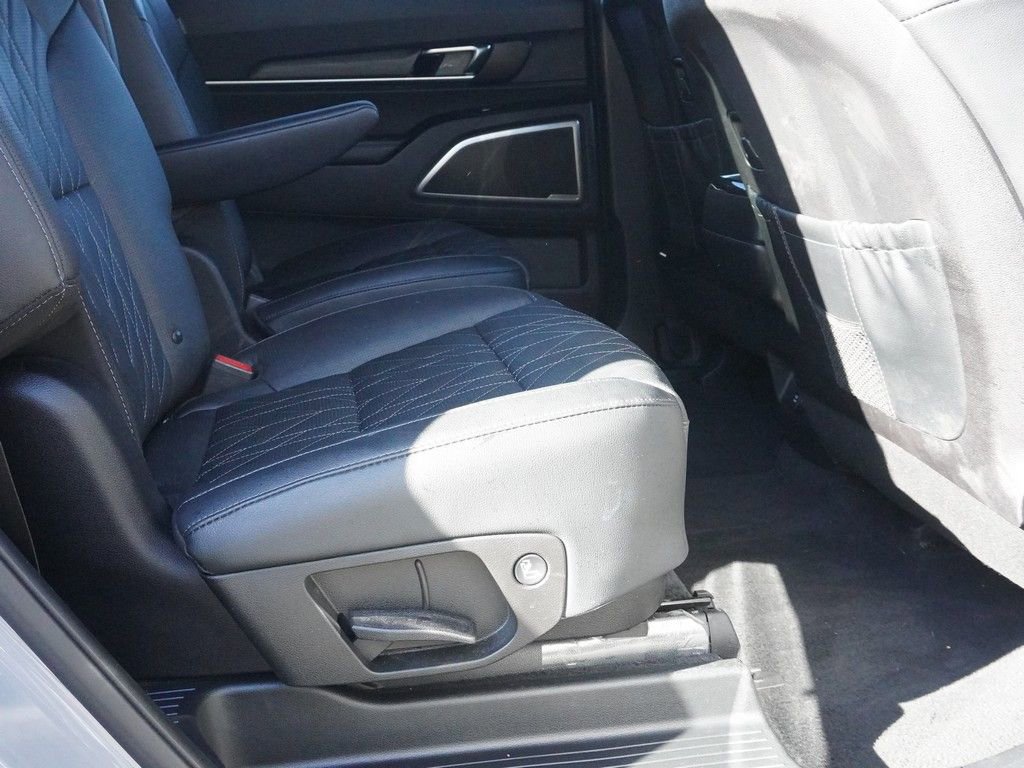 Used 2024 Kia Telluride EX X-Line AWD/4WD image 30