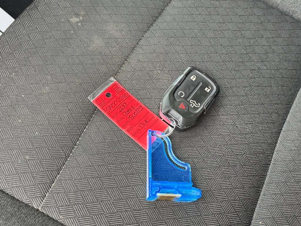 Used 2019 Chevrolet Silverado 1500 RST w/ All-Star Edition AWD/4WD image 32