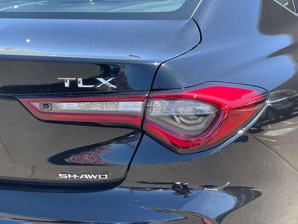 Used 2023 Acura TLX SH-AWD w/ Advance Package image 11