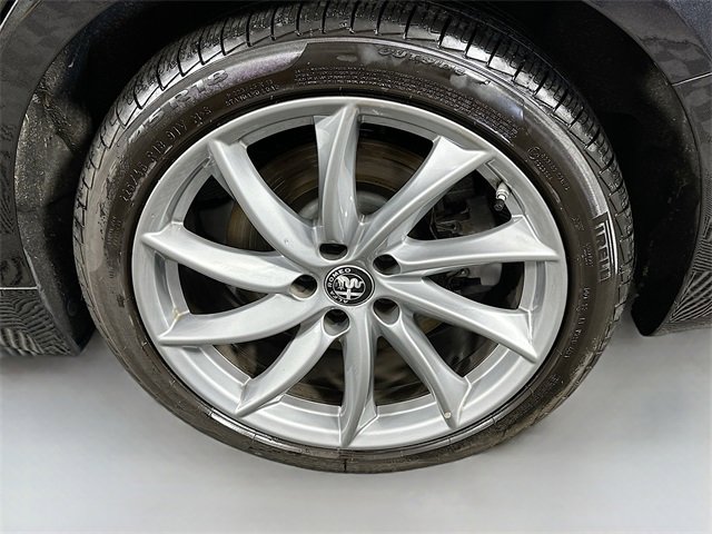 Used 2022 Alfa Romeo Giulia Ti image 32