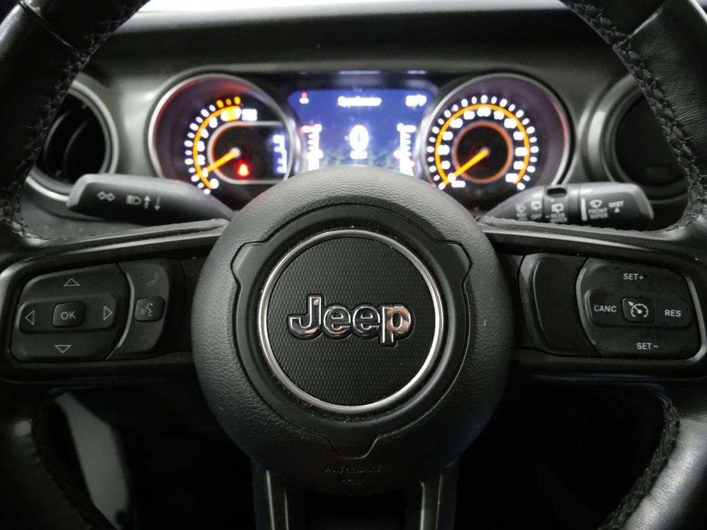 Used 2023 Jeep Wrangler Willys image 17