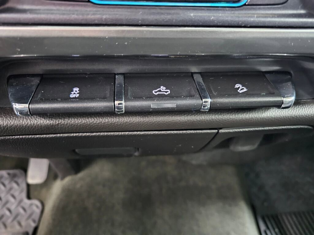 Used 2014 Chevrolet Silverado 1500 LT w/ All Star Edition AWD/4WD image 35