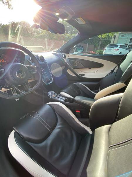 Used 2017 McLaren 570S Coupe RWD image 3