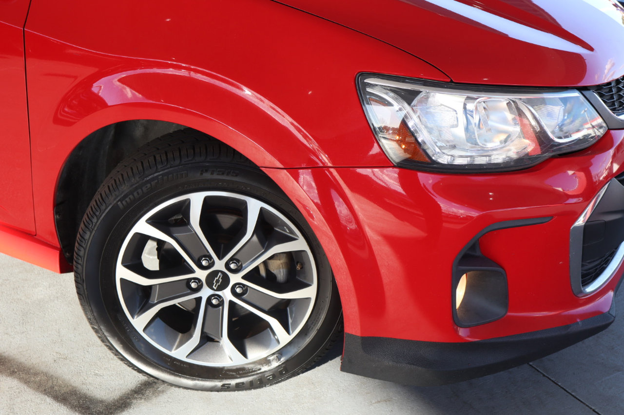 Used 2020 Chevrolet Sonic LT w/ RS Package image 4