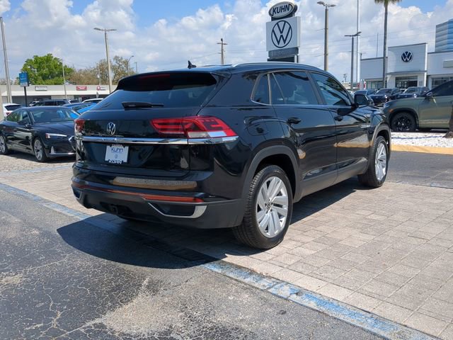 Used 2022 Volkswagen Atlas Cross Sport SE image 4