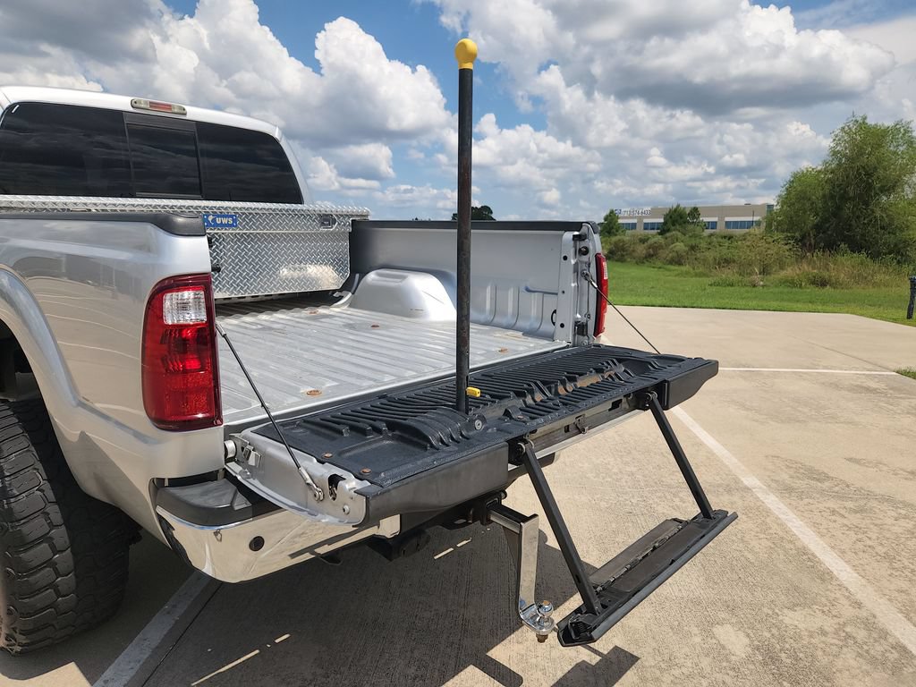 Used 2016 Ford F250 Lariat w/ Lariat Ultimate Package AWD/4WD image 35