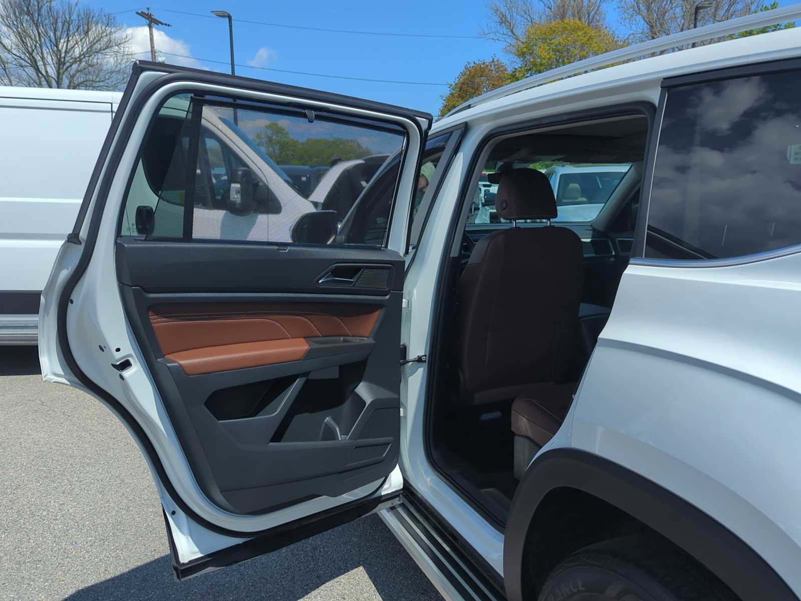 Used 2022 Volkswagen Atlas SEL AWD/4WD image 26