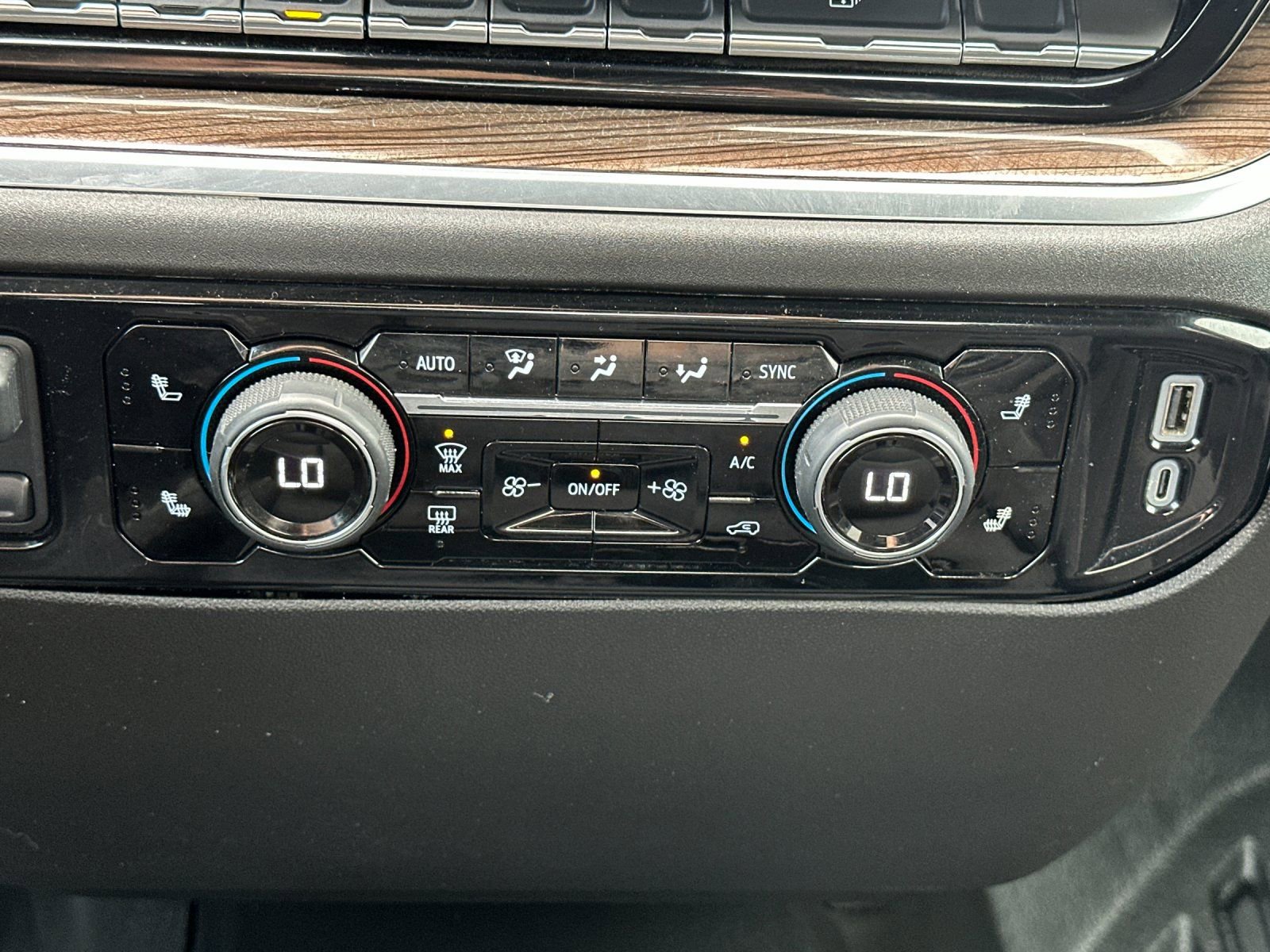 Used 2024 Chevrolet Silverado 1500 LT w/ Work Truck Package image 22