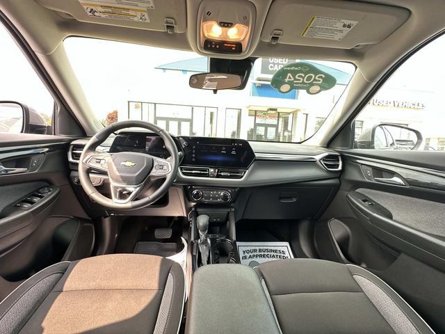 Certified 2024 Chevrolet TrailBlazer LT w/ LT Cold Weather Package FWD image 21