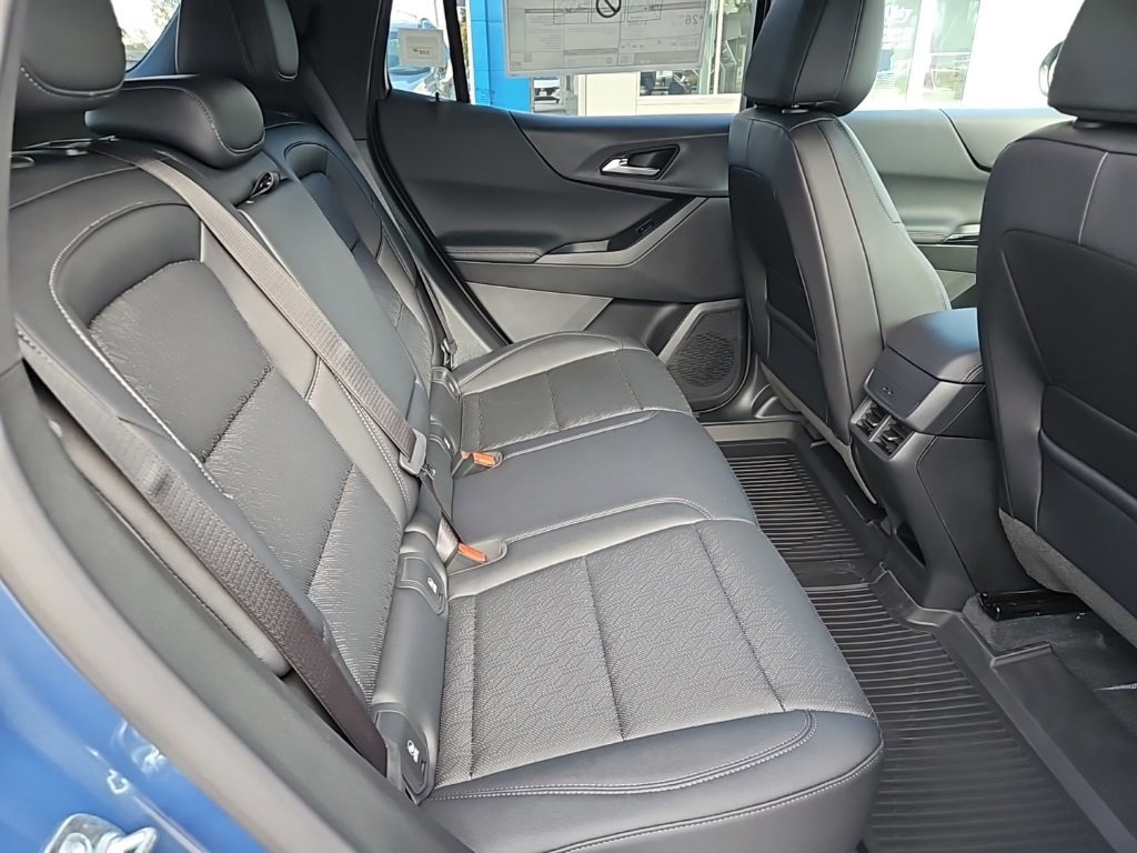 New 2026 Chevrolet Equinox LT w/ Convenience Package II image 25