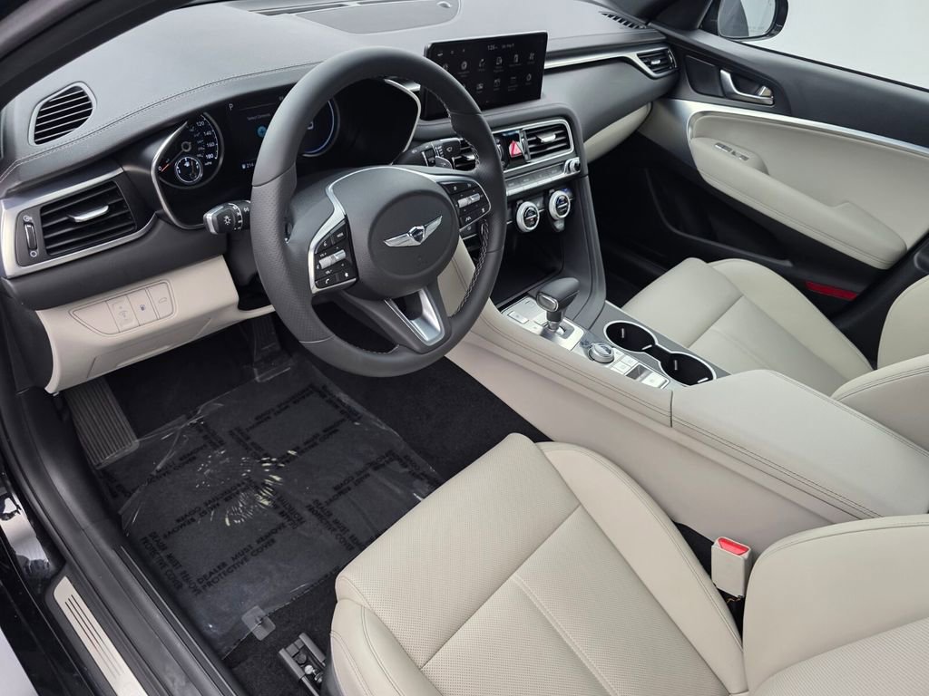 Used 2023 Genesis G70 2.0T RWD image 11