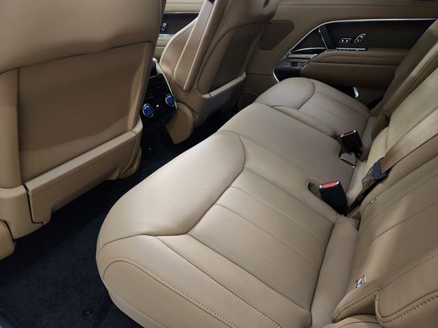 New 2026 Land Rover Range Rover Long Wheelbase SE image 28