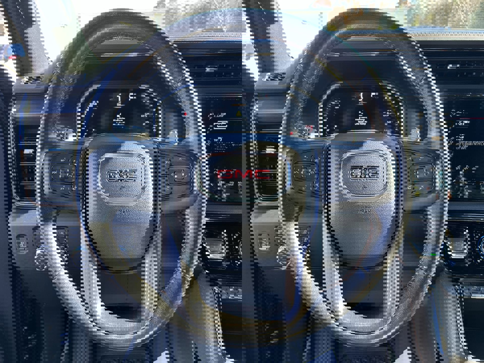 Used 2022 GMC Sierra 1500 AT4 w/ AT4 Premium Package image 14