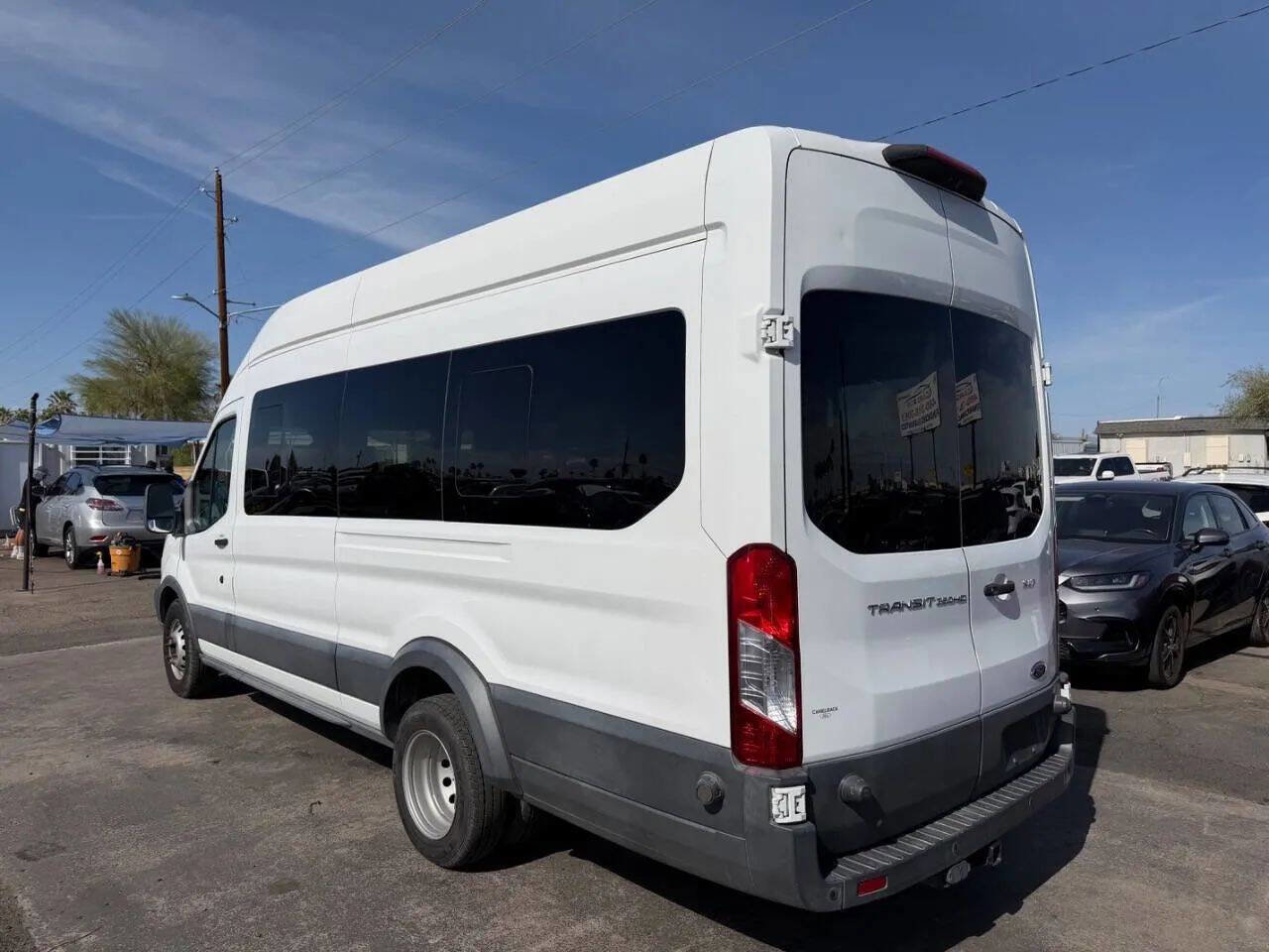 Used 2018 Ford Transit 350 XLT RWD image 6