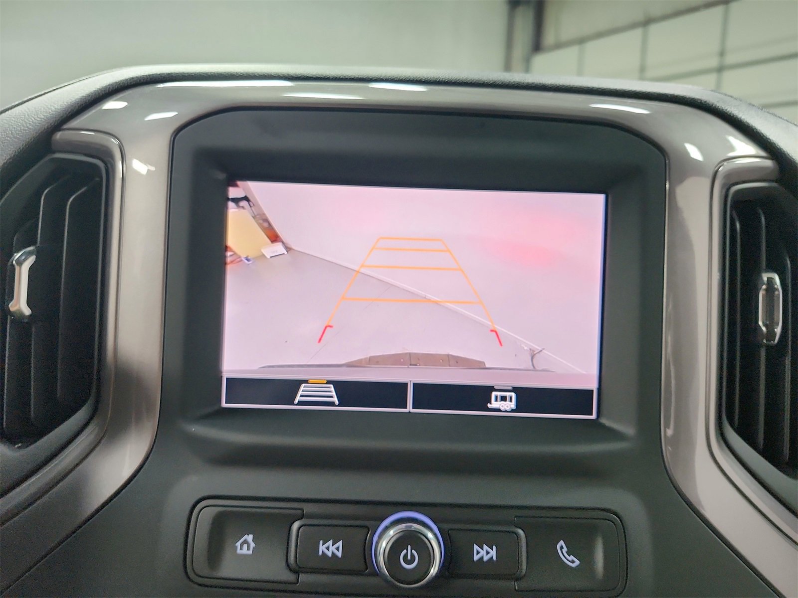 Used 2024 Chevrolet Silverado 1500 Custom image 26