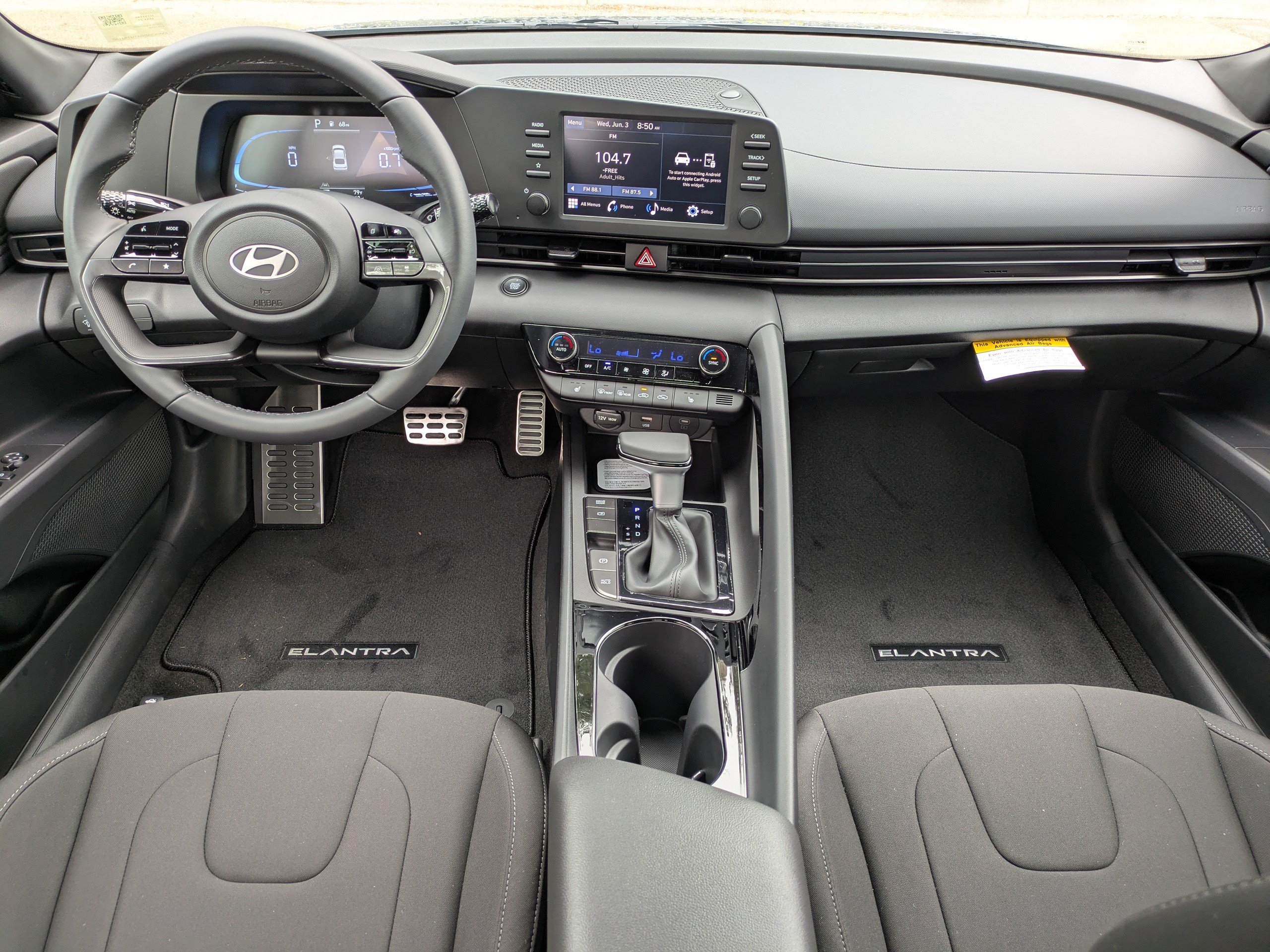 New 2026 Hyundai Elantra SEL Sport Premium FWD image 15