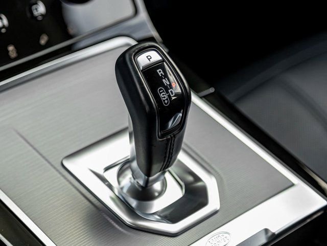 Used 2023 Land Rover Range Rover Evoque S image 18